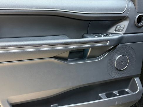 Used 2024 Ford Expedition Max XLT image 13