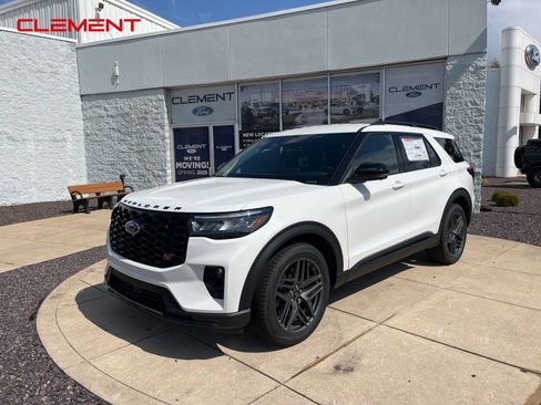 New 2025 Ford Explorer ST image 1