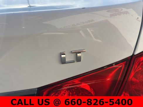 Used 2015 Chevrolet Cruze LT image 13