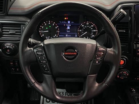 Used 2021 Nissan Titan PRO-4X w/ Pro-4x Convenience Package AWD/4WD image 17