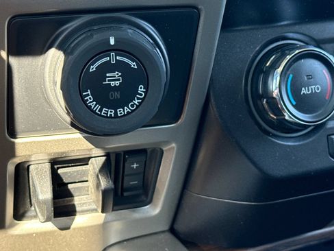 Used 2019 Ford F150 Lariat AWD/4WD image 21