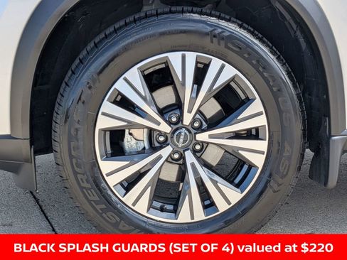 Certified 2023 Nissan Rogue SV w/ SV Premium B Package AWD/4WD image 27
