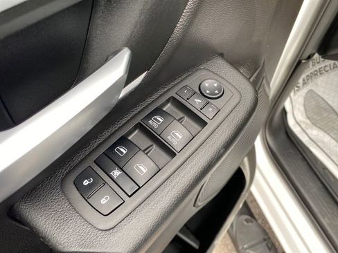 Used 2023 RAM 1500 Big Horn AWD/4WD image 11
