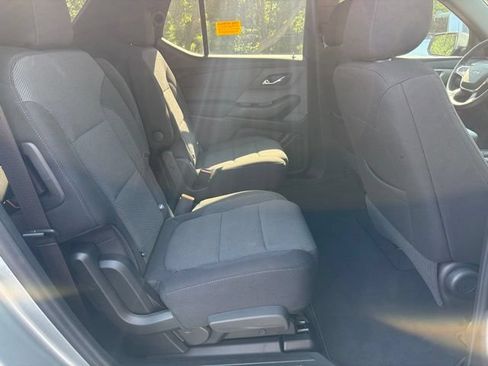Certified 2023 Chevrolet Traverse LT w/ Midnight/Sport Edition AWD/4WD image 18