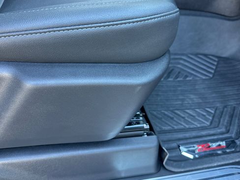 Used 2024 Chevrolet Silverado 1500 LT Trail Boss w/ LT Trail Boss Premium Package image 22