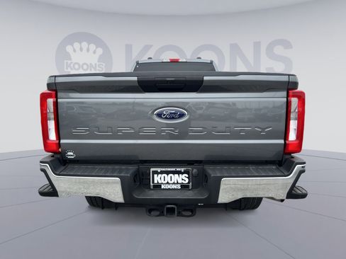 Used 2024 Ford F350 XLT w/ FX4 Off-Road Package image 5
