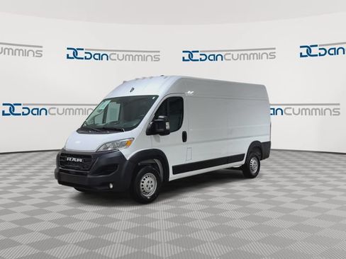 Used 2025 RAM ProMaster 3500 w/ Convenience Group FWD image 4