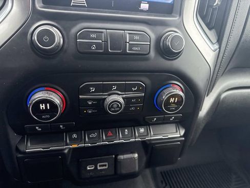 Used 2019 Chevrolet Silverado 1500 LT w/ All-Star Edition image 31