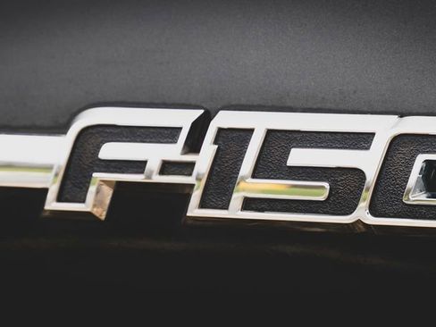 Used 2014 Ford F150 FX4 w/ Equipment Group 402A Luxury image 5