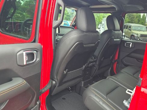 New 2025 Jeep Wrangler Sahara image 5