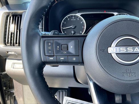 Certified 2024 Nissan Pathfinder SL w/ SL Premium Package AWD/4WD image 20