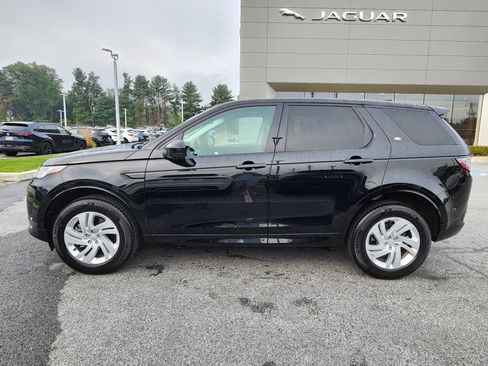 Certified 2025 Land Rover Discovery Sport S image 5