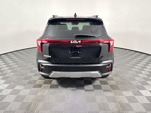 New 2026 Kia Seltos EX FWD image 4