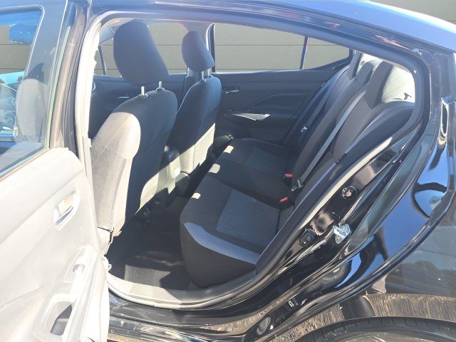 Certified 2025 Nissan Versa SV FWD image 9