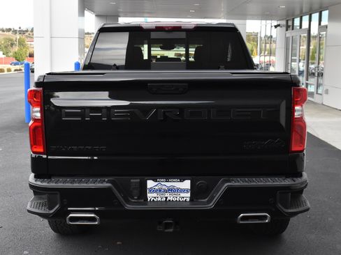 Used 2024 Chevrolet Silverado 1500 High Country w/ Technology Package image 8