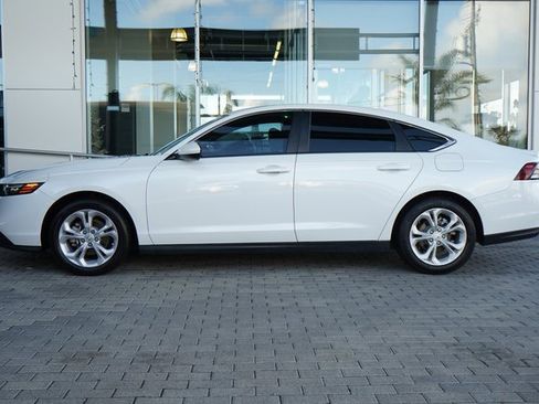 Used 2023 Honda Accord LX image 5