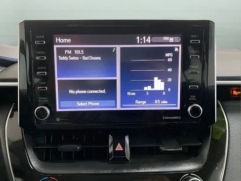 Used 2021 Toyota Corolla LE FWD image 19