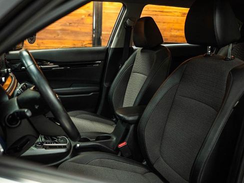 Used 2021 Kia Seltos S image 9