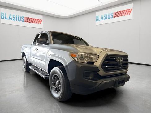 Used 2019 Toyota Tacoma SR RWD image 5