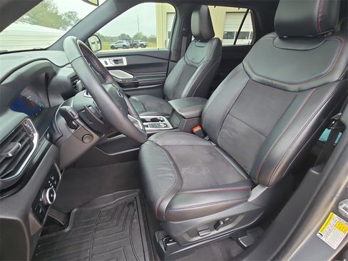 Used 2024 Ford Explorer ST w/ Equipment Group 401A image 16