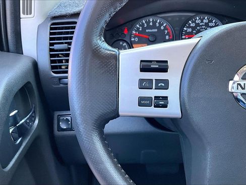 Used 2018 Nissan Frontier SV w/ Value Truck Package AWD/4WD image 19