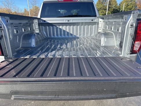 New 2026 GMC Sierra 1500 Elevation image 14