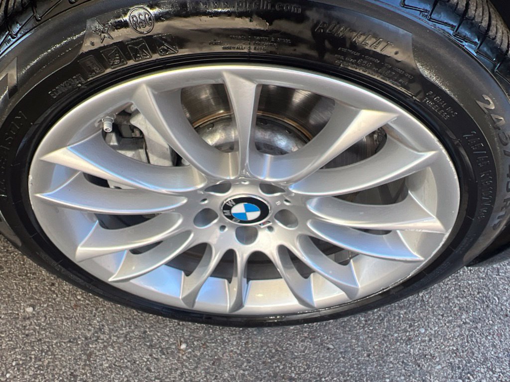 Used 2015 BMW 750Li xDrive AWD/4WD image 38