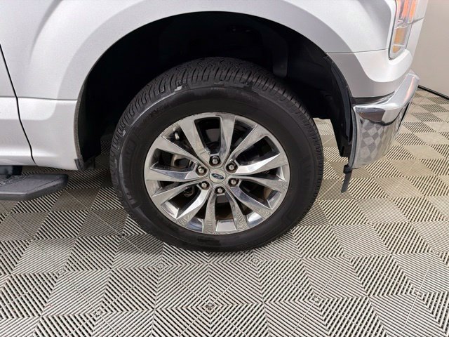 Used 2017 Ford F150 XLT w/ Equipment Group 302A Luxury AWD/4WD image 18