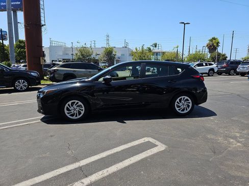 Used 2024 Subaru Impreza 2.0i AWD/4WD image 4