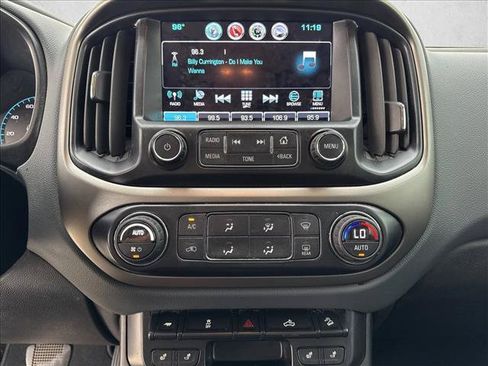 Used 2016 Chevrolet Colorado Z71 w/ LPO, Gearon Bar Package AWD/4WD image 12