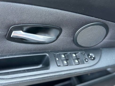 Used 2009 BMW 535i xDrive Sedan image 11