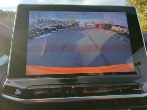 New 2026 Jeep Compass Limited image 15