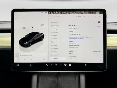 Used 2022 Tesla Model 3 Long Range image 12