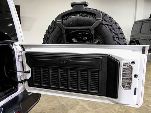 Used 2020 Jeep Wrangler Unlimited Sahara AWD/4WD image 59