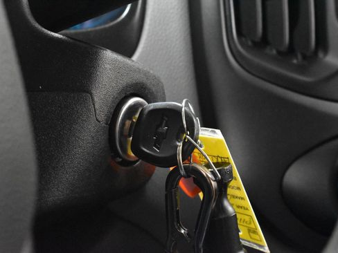 Used 2019 Chevrolet Colorado W/T w/ WT Convenience Package image 12