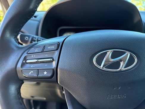 Certified 2022 Hyundai Kona Limited w/ Cargo Package image 38