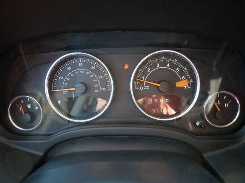 Used 2015 Jeep Compass Latitude image 19