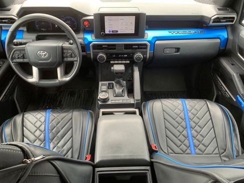 Used 2024 Toyota Tacoma TRD Off-Road AWD/4WD image 29