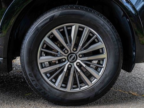 Certified 2023 Nissan Armada SL image 29