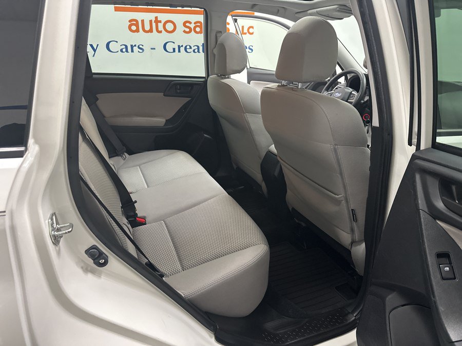 Used 2016 Subaru Forester 2.5i Premium w/ All-Weather Package AWD/4WD image 14