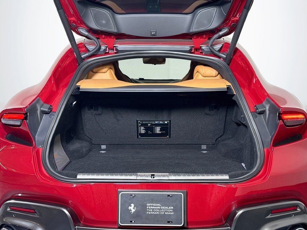 Certified 2026 Ferrari Purosangue AWD/4WD image 22