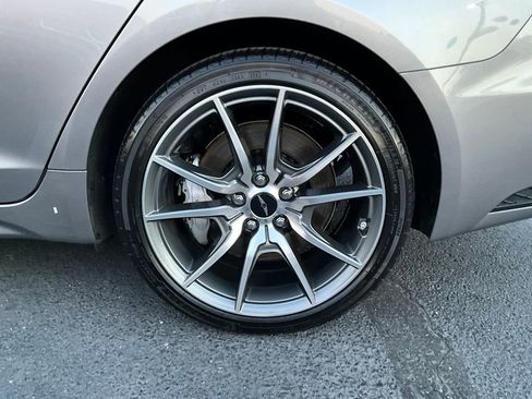 Used 2025 Genesis G70 2.5T image 47