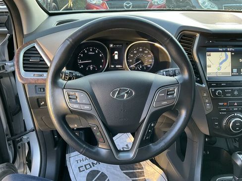 Used 2017 Hyundai Santa Fe Limited w/ Cargo Package AWD/4WD image 24