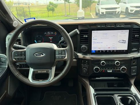 Used 2024 Ford F350 King Ranch AWD/4WD image 12