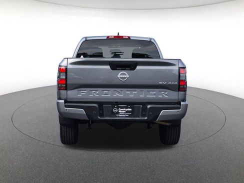 Used 2024 Nissan Frontier SV w/ Technology Package AWD/4WD image 6