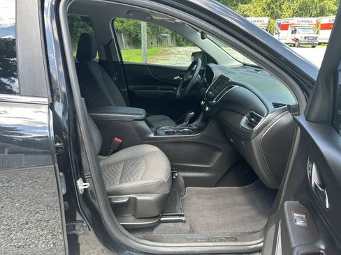 Used 2021 Chevrolet Equinox LT FWD image 20