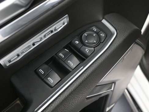 Used 2023 GMC Sierra 1500 Denali w/ Technology Package image 23