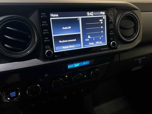 Certified 2023 Toyota Tacoma TRD Off-Road image 20