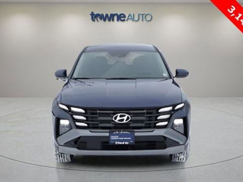 Used 2025 Hyundai Tucson SE image 8
