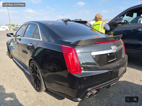 Used 2017 Cadillac CTS V w/ Luxury Package RWD image 3